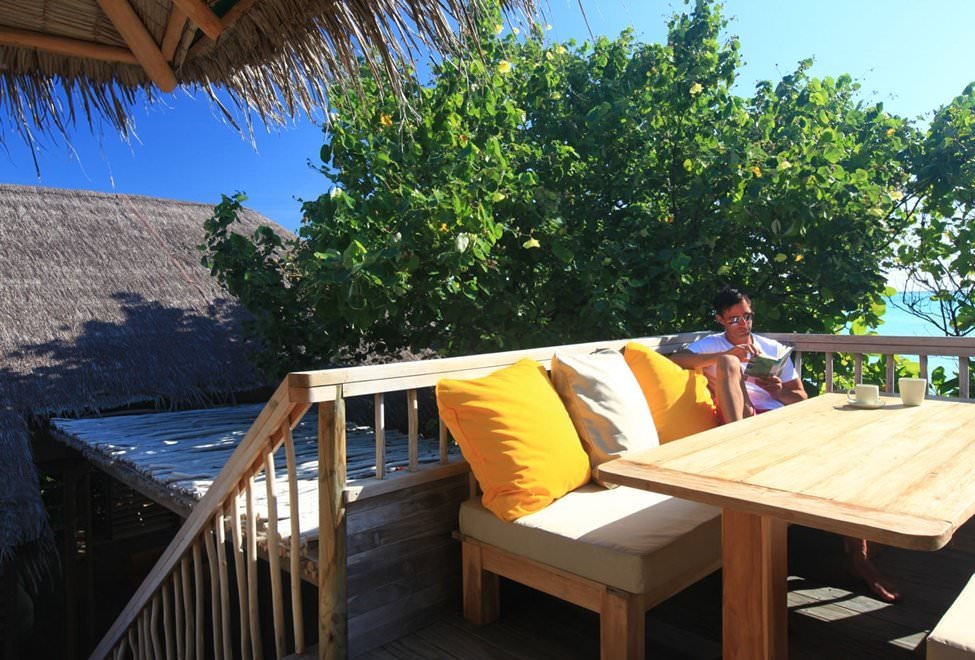 975x660_23_beach_villa_rooftop_deck