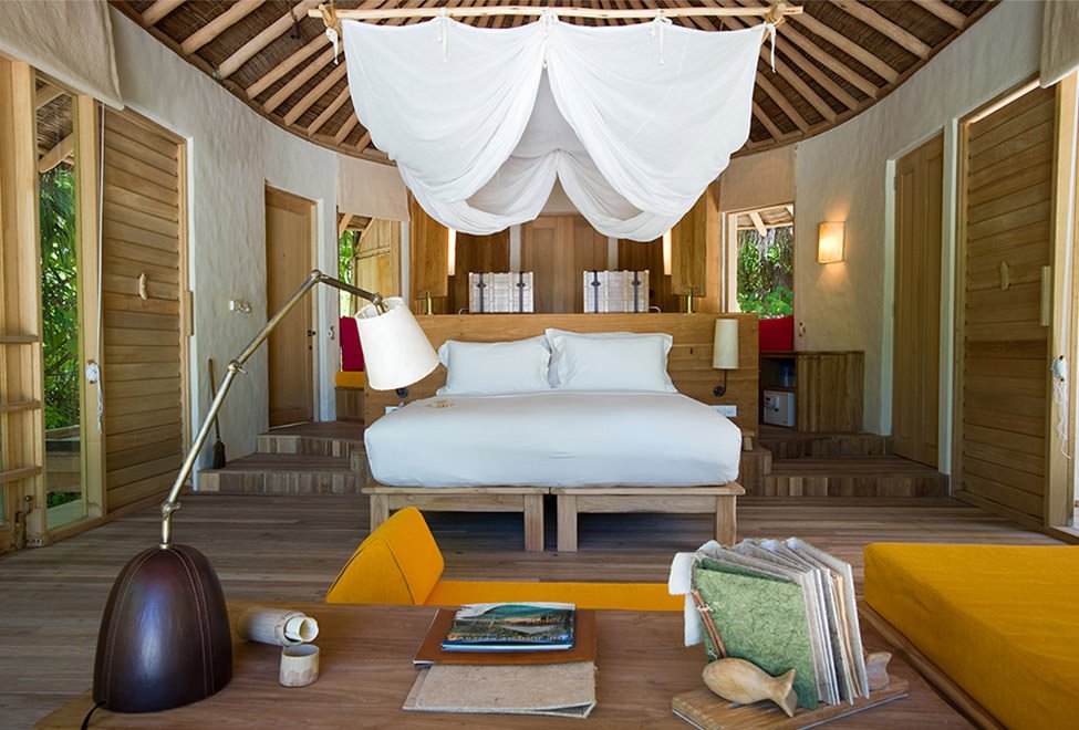 975x660_beach_villa_bedroom4_ssl