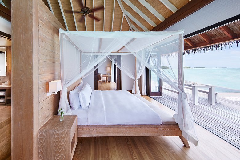 Maalifushi - Accomodation - COMO Maalifushi Water Villa Bedroom