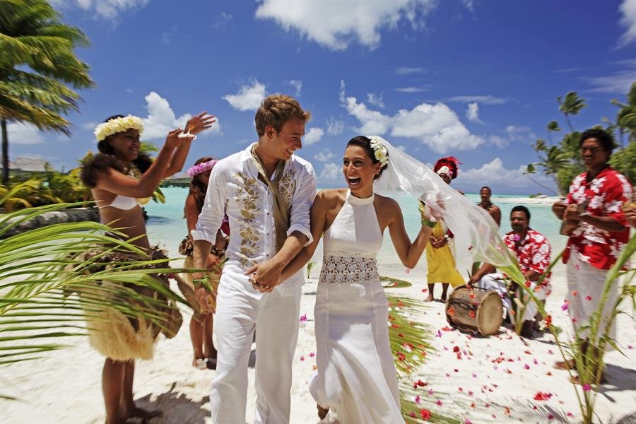 bora-bora-wedding-ceremony-bora-bora-pearl-beach-resort-spa