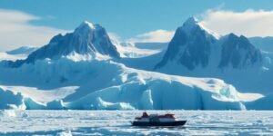 Read more about the article Pourquoi les expéditions privées sont la meilleure façon de découvrir l’Antarctique