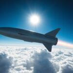Uma espaçonave lançando-se para o céu com nuvens.