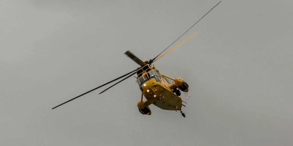 Read more about the article Combining Glamping and Heli-Touring: Luxury Camping Reimagined