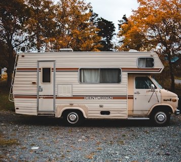 photo-1571528122690-867d9c04f385